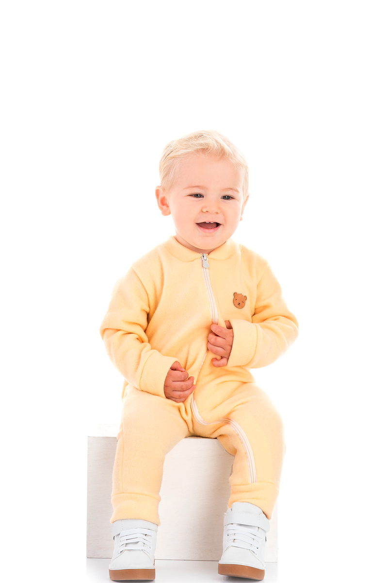 Macacão em Malha Soft c/ Zíper Bebê Menino Amarelo Ollelê
